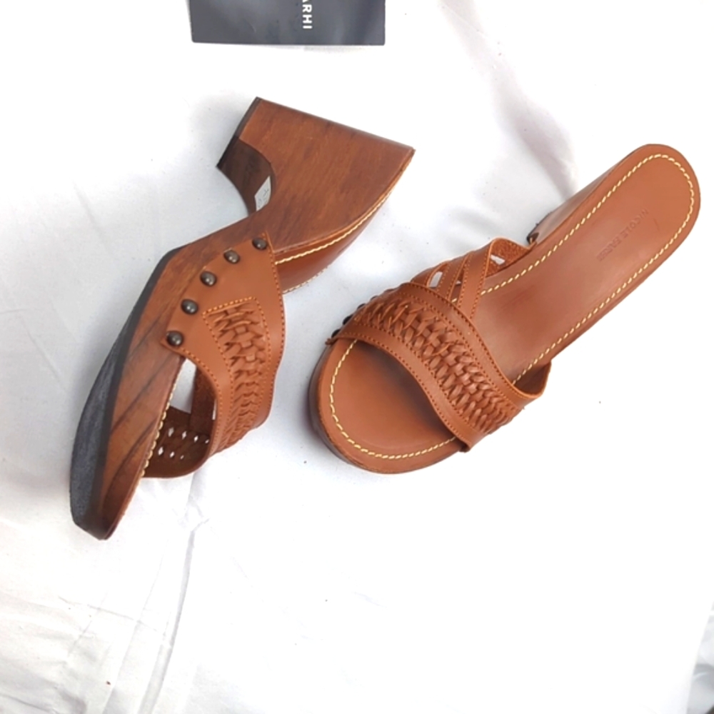 FINAL SALE 🆕🌿NICOLE FARHI SANDALS🌿 - Picture 8 of 16